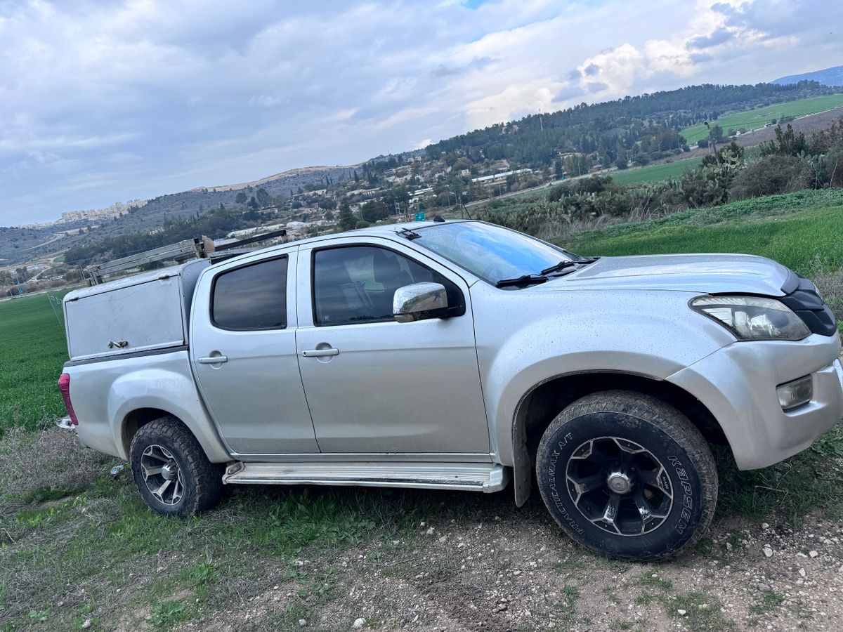 Isuzu D-Max 2ème main, 2013, main privée