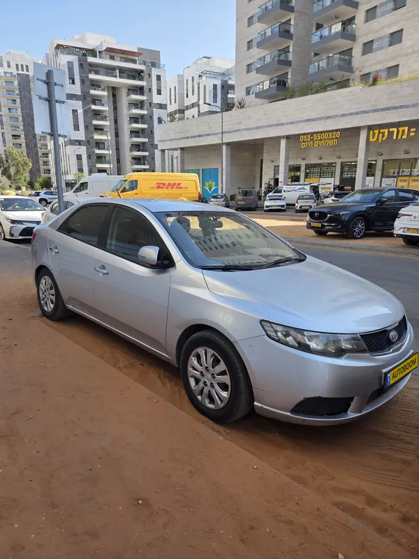 Kia Forte с пробегом, 2011, частная рука