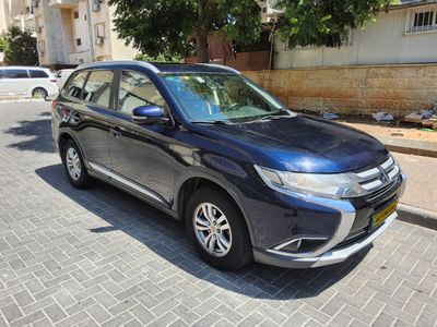 Mitsubishi Outlander 2nd hand, 2016, private hand