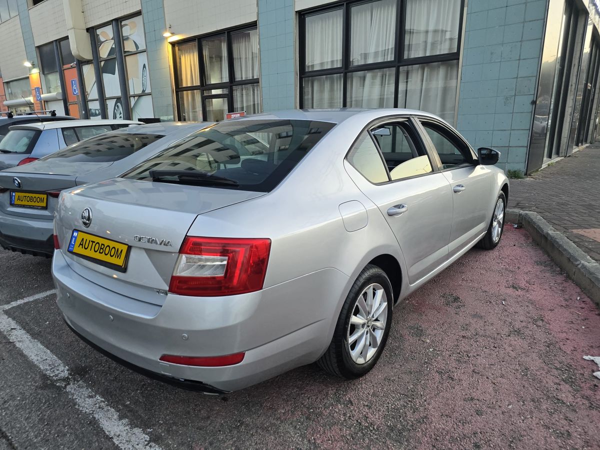 Skoda Octavia с пробегом, 2014