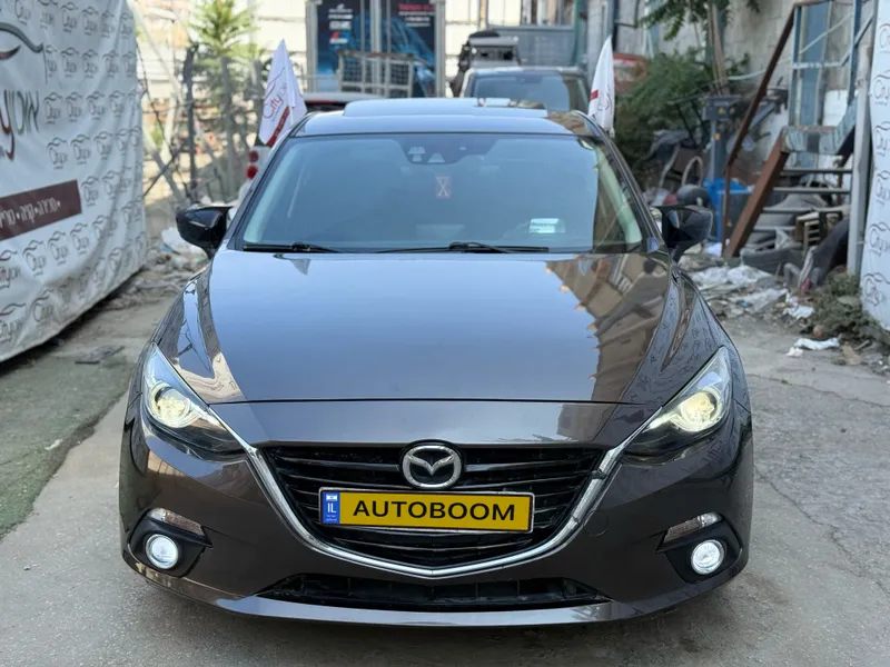 Mazda 3 2nd hand, 2016
