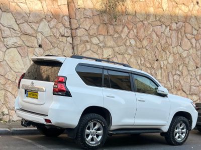 Toyota Land Cruiser Prado, 2013, photo