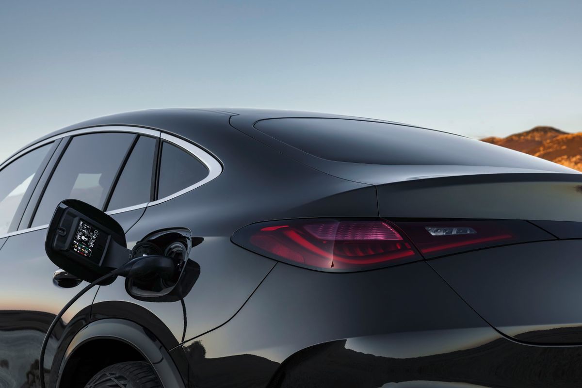 مرسيدس GLC Coupe ‏2023. الهيكل، المظهر الخارجي. SUV كوبيه, 2 الجيل