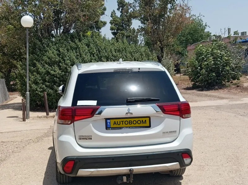 Mitsubishi Outlander с пробегом, 2017, частная рука