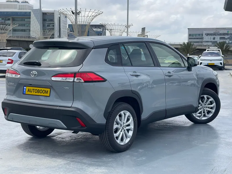 Toyota Corolla Cross 2nd hand, 2025