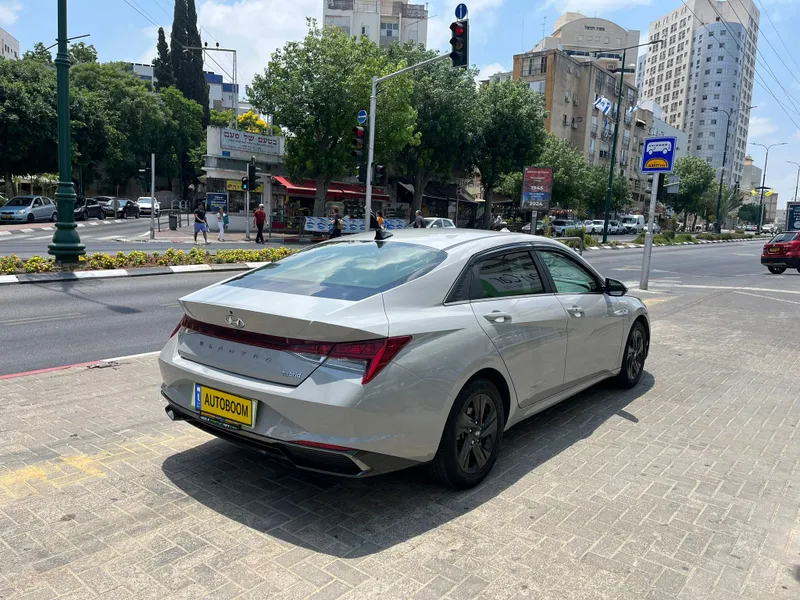Hyundai Elantra с пробегом, 2021, частная рука