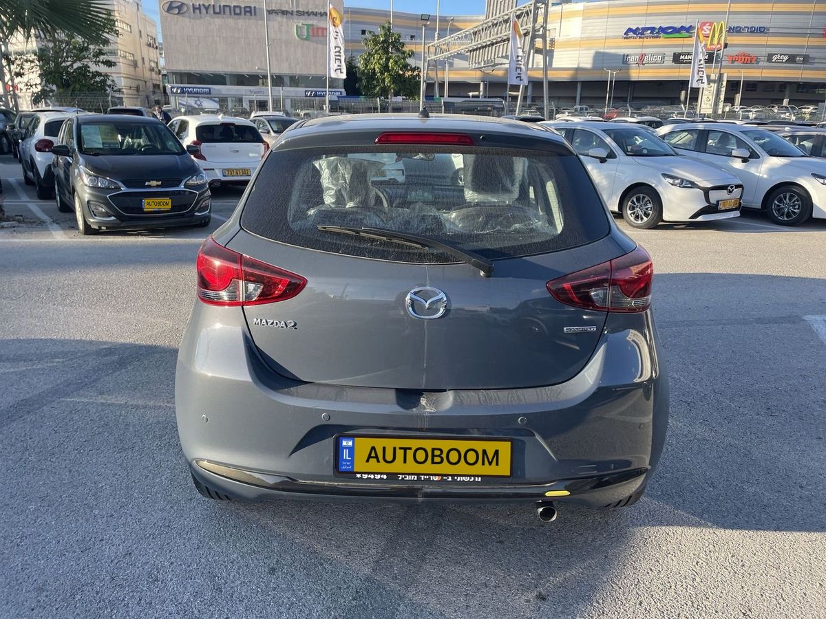 Mazda 2 nouvelle voiture, 2025