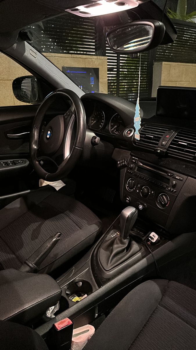 BMW 1 series 2ème main, 2010, main privée