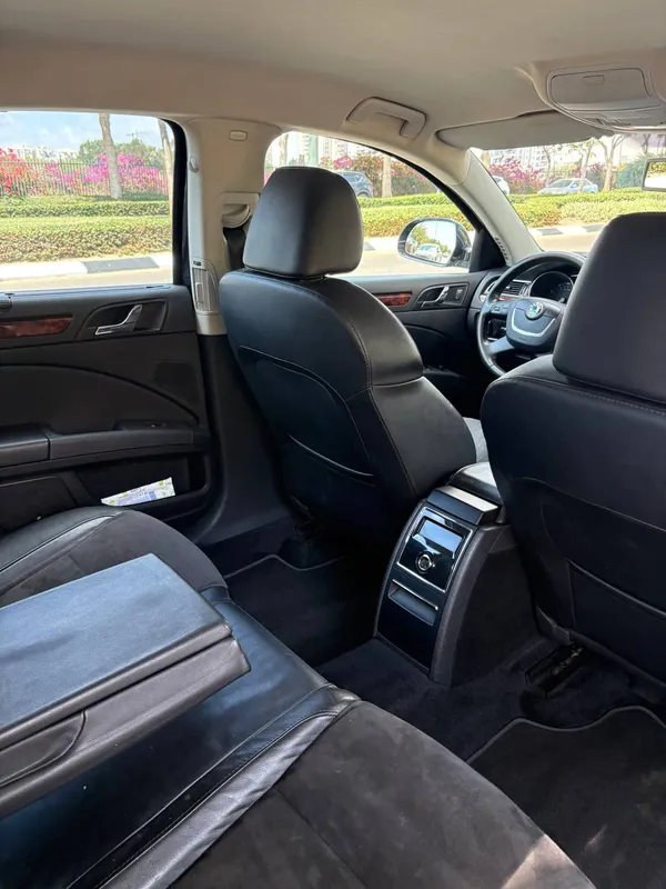 Škoda Superb 2ème main, 2010, main privée