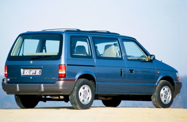 Chrysler Voyager 1991. Carrosserie, extérieur. Monospace, 2 génération