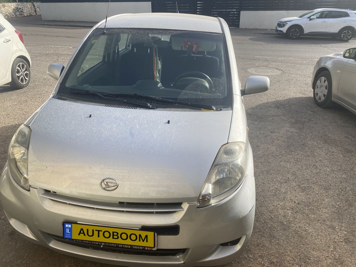 Daihatsu Sirion с пробегом, 2010, частная рука