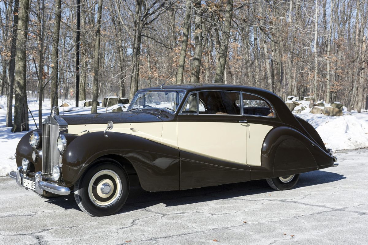 Rolls-Royce Silver Wraith 1946. Carrosserie, extérieur. Berline 2-portes, 1 génération