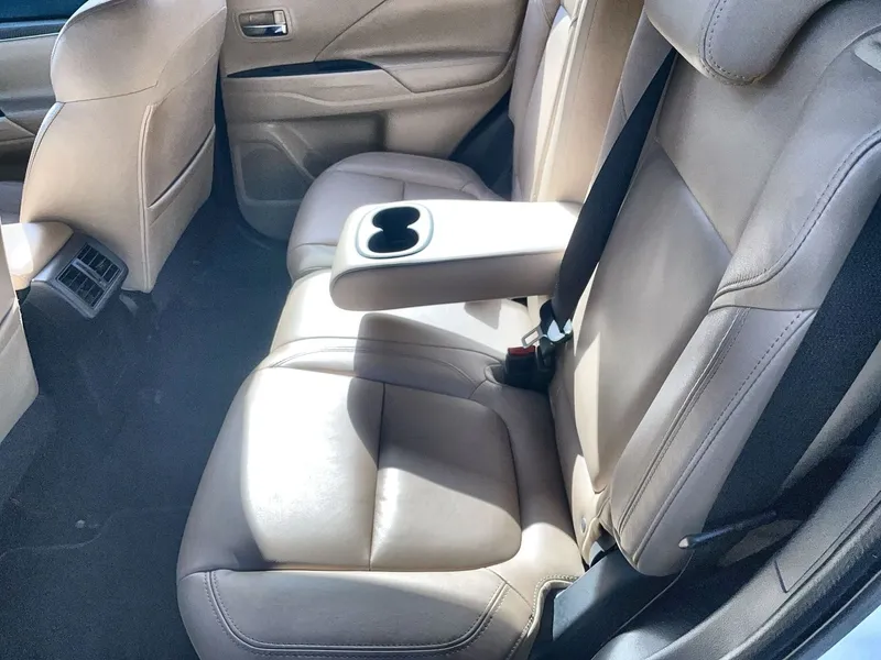 Mitsubishi Outlander 2nd hand, 2020