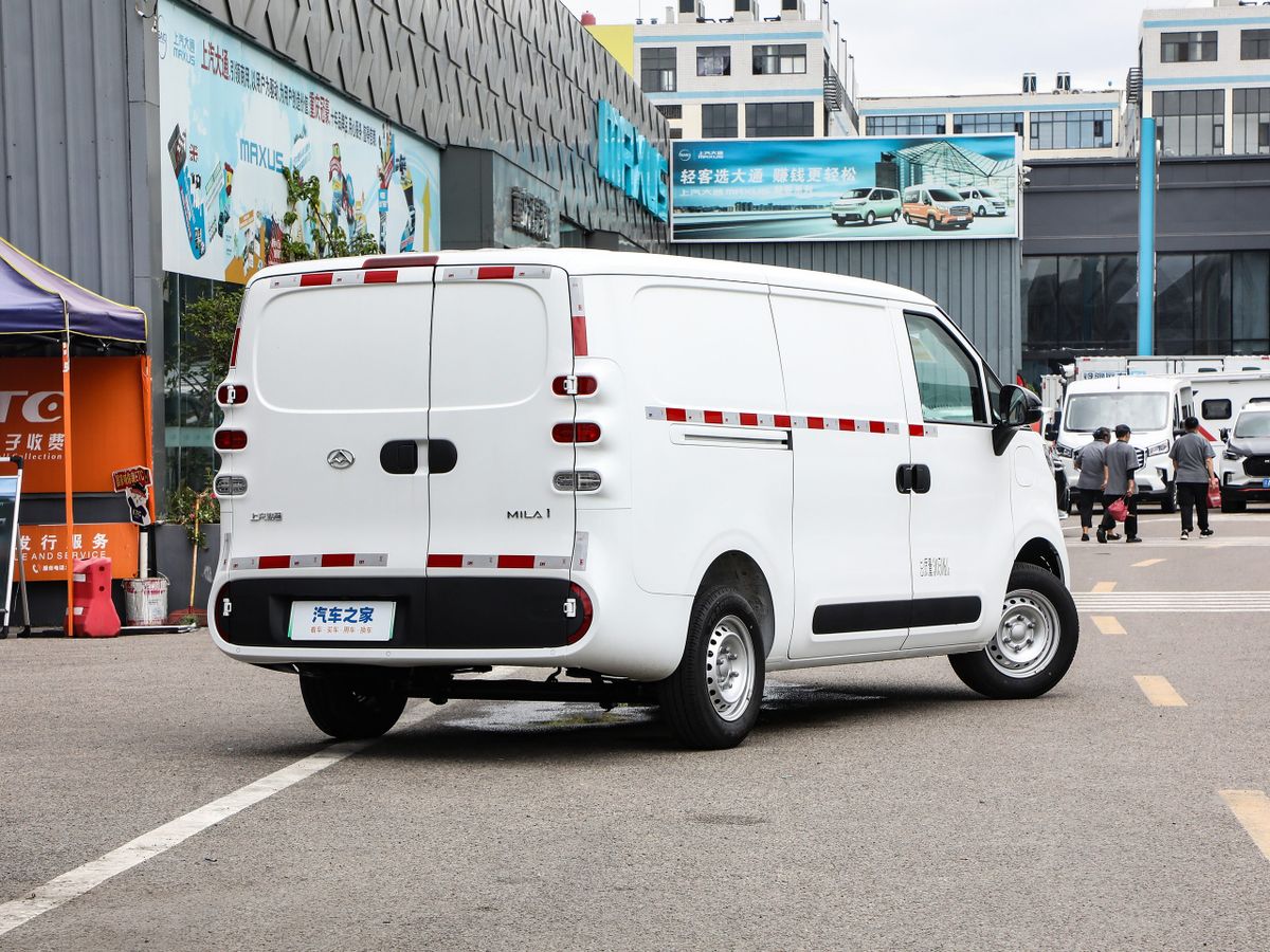 Maxus eDeliver 5 2024. Carrosserie, extérieur. Fourgonnette, 1 génération
