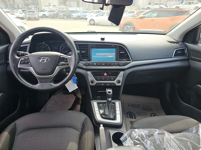 Hyundai Elantra 2nd hand, 2017, private hand
