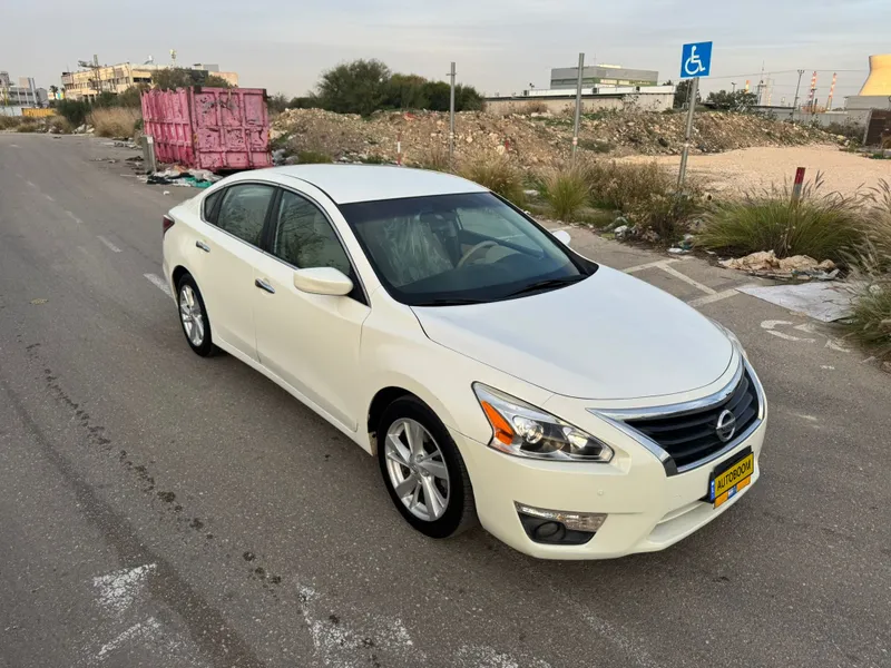 ניסאן אלטימה יד 2 רכב, 2015, פרטי