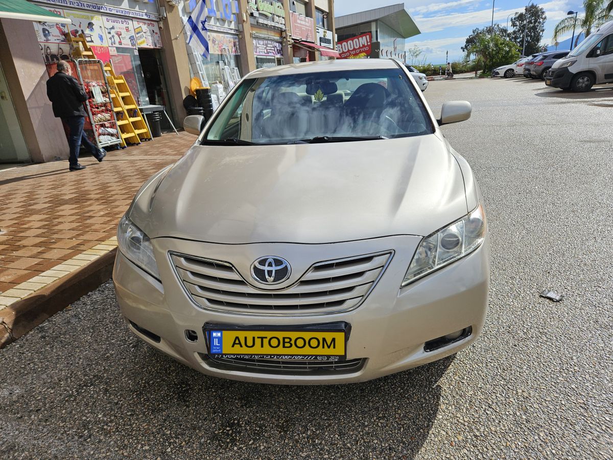 Toyota Camry с пробегом, 2007, частная рука