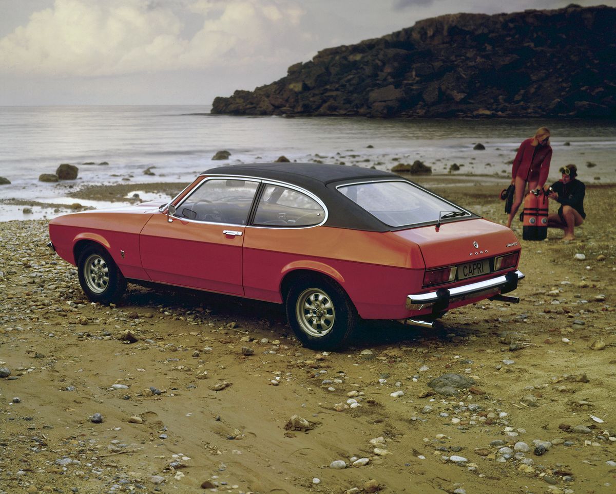 פורד קפרי ‏1974. מרכב, צורה. קופה, 2 דור