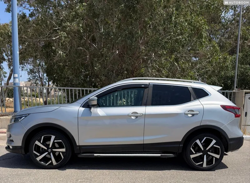Nissan Qashqai 2nd hand, 2018, private