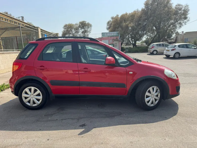 סוזוקי SX4 יד 2 רכב, 2013, פרטי