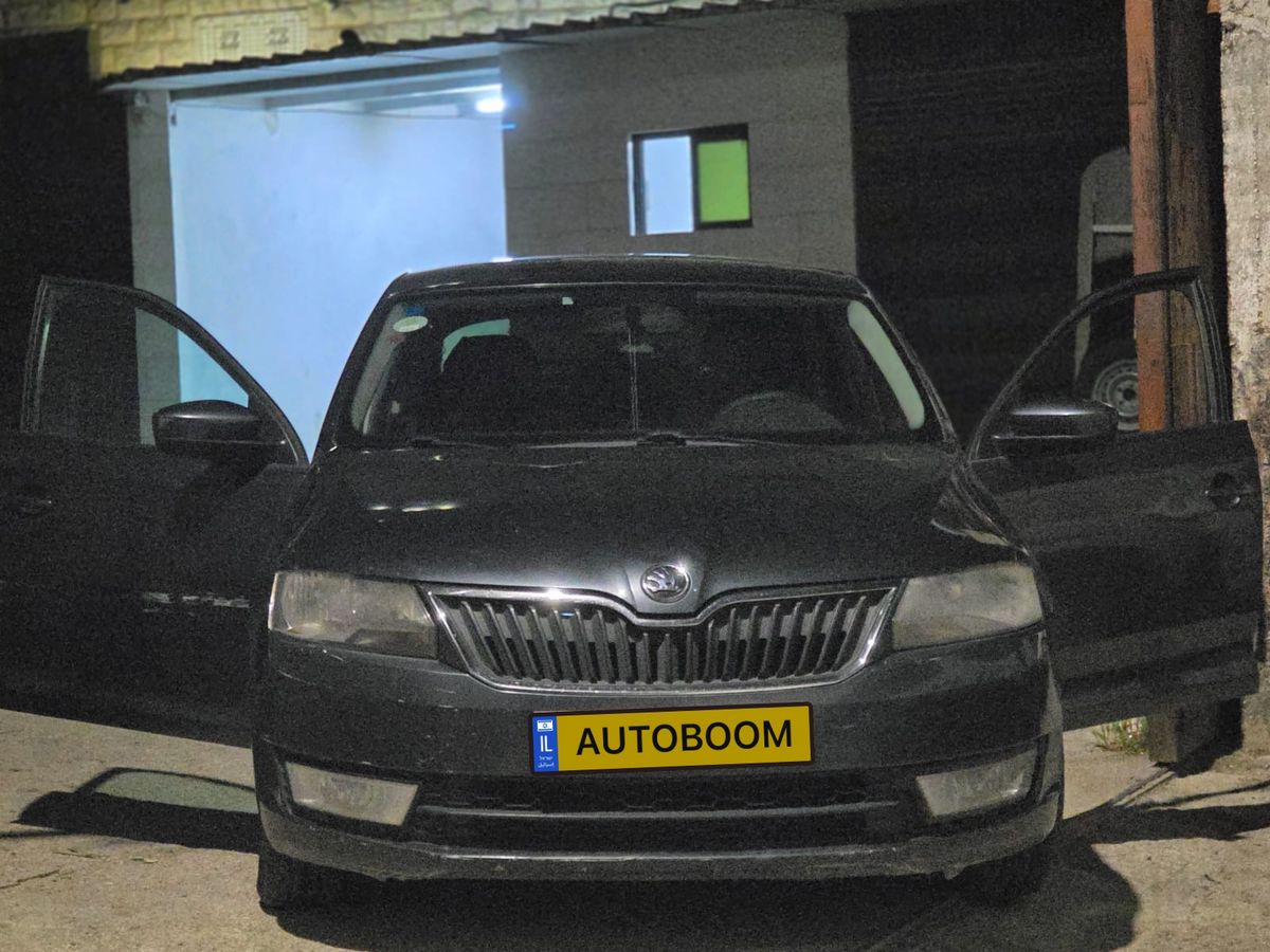 Skoda Rapid с пробегом, 2015, частная рука