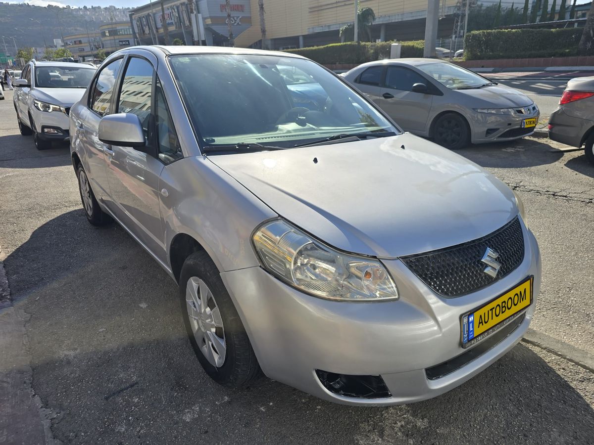 סוזוקי SX4 יד 2 רכב, 2012, פרטי