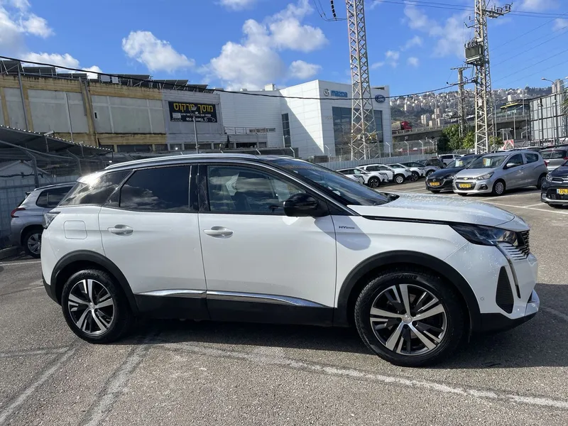 Peugeot 3008 2nd hand, 2022, private hand