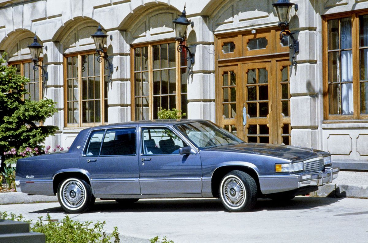 Cadillac DeVille 1985. Carrosserie, extérieur. Berline, 6 génération