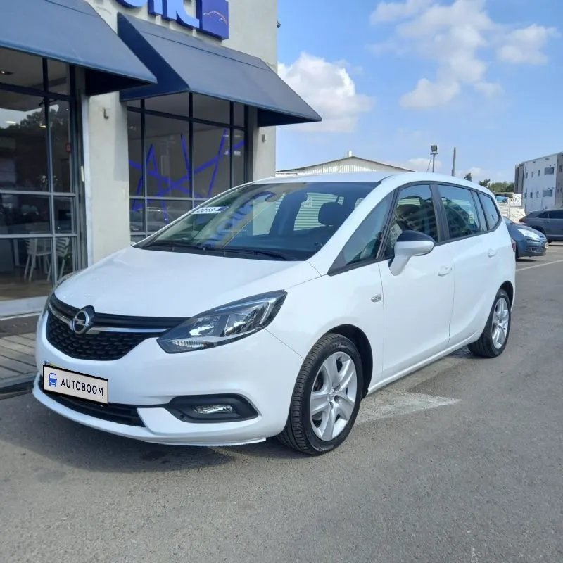 Opel Zafira 2ème main, 2018