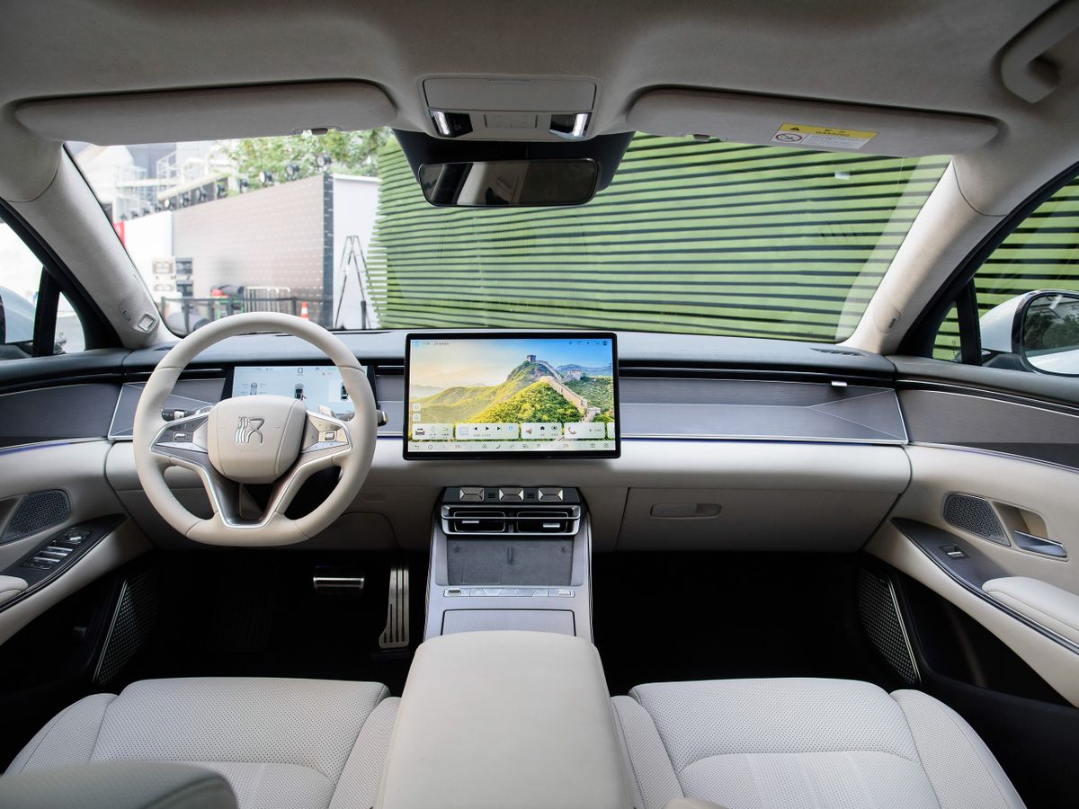 BYD Han L 2025. Передние сидения. Седан, 1 поколение