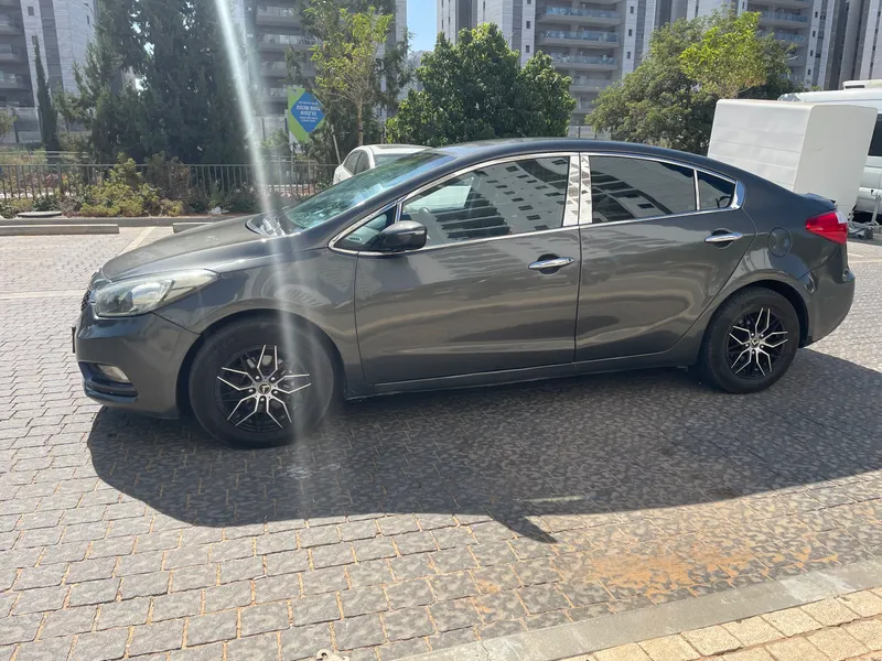 Kia Forte с пробегом, 2013, частная рука