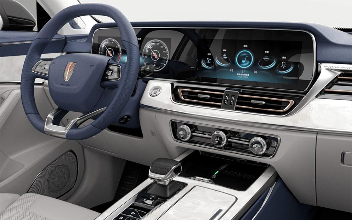 Hongqi HS5 2023. Dashboard. SUV 5-doors, 1 generation, restyling