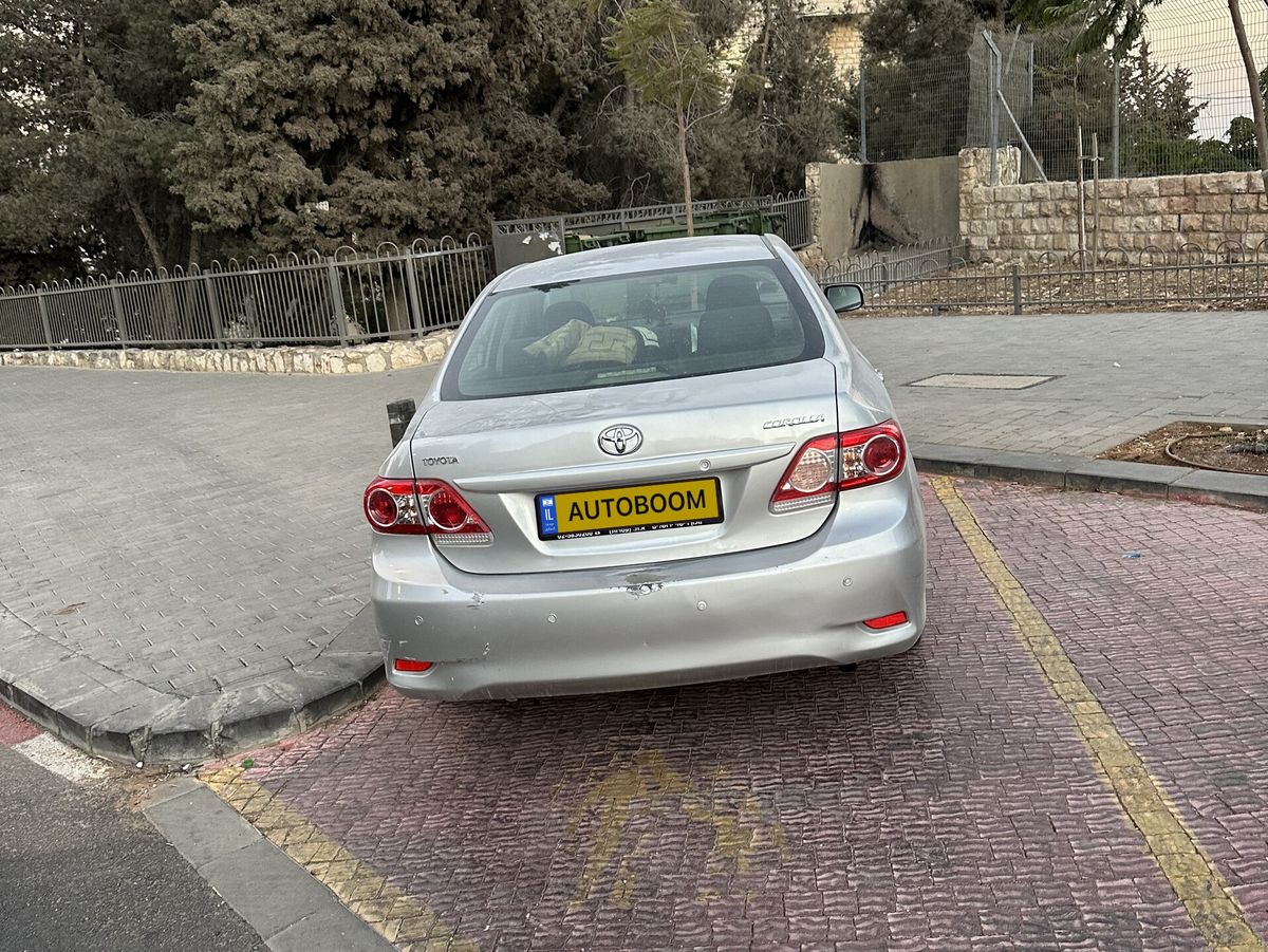 טויוטה קורולה יד 2 רכב, 2012, פרטי