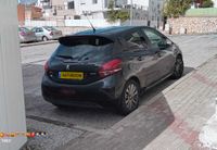 פיג'ו 208 יד 2 רכב, 2017, פרטי
