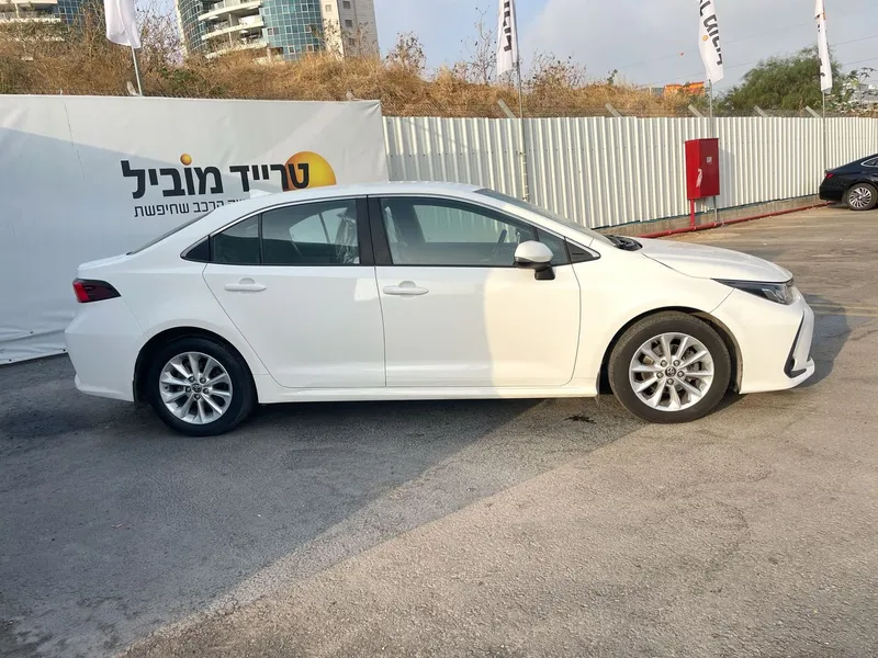 Toyota Corolla 2nd hand, 2022