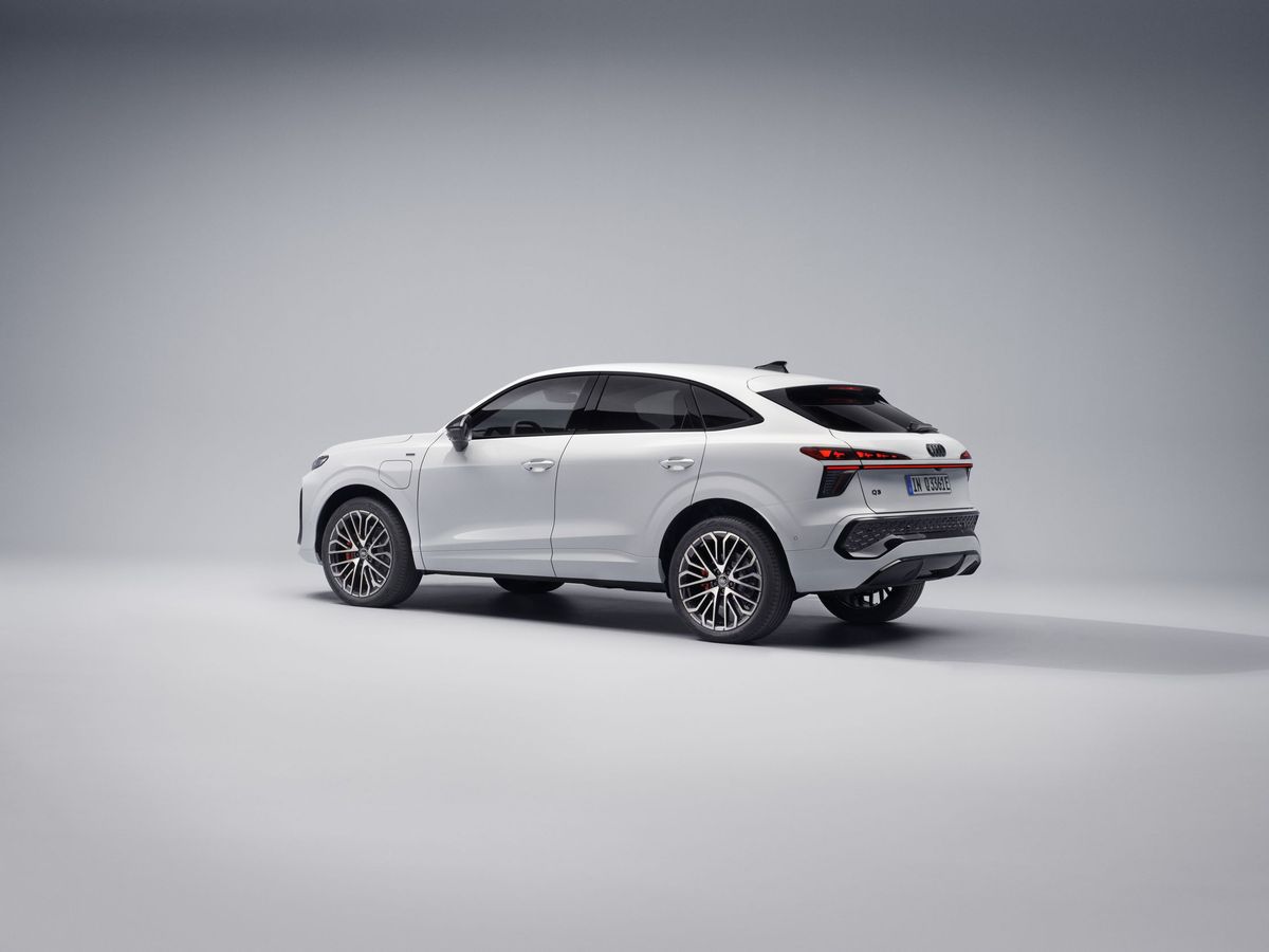 Audi Q3 Sportback 2025. Кузов, экстерьер. Кроссовер Купе, 2 поколение