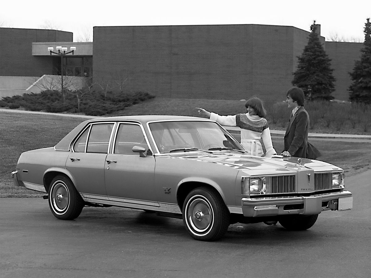 Pontiac Phoenix 1977. Bodywork, Exterior. Sedan, 1 generation
