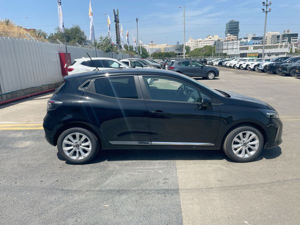 Renault Clio новый, 2025