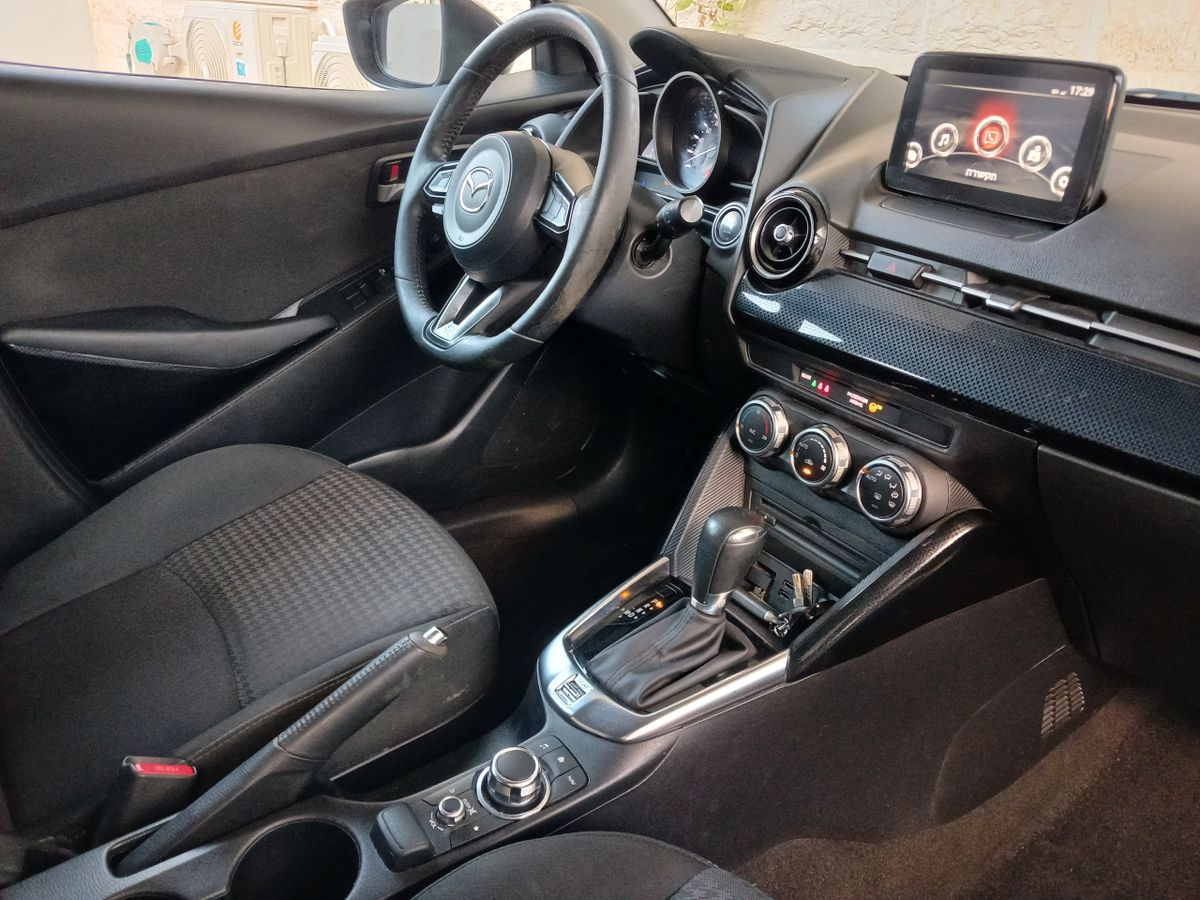 Mazda 2 с пробегом, 2019, частная рука