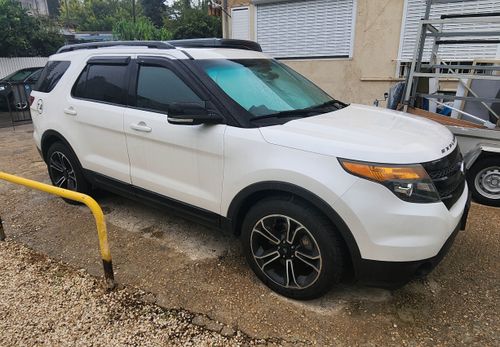 Ford Explorer 2nd hand, 2015, private hand