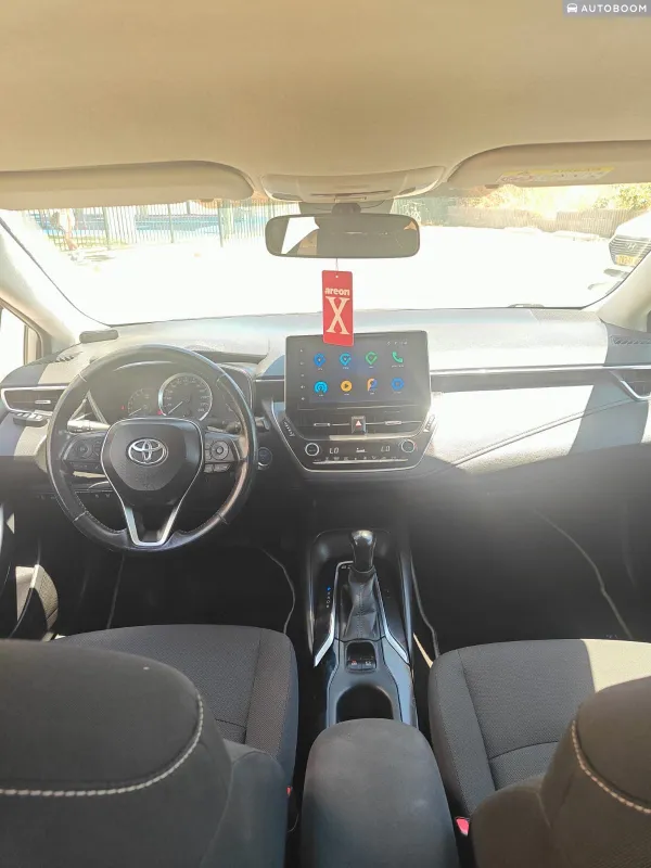 Toyota Corolla с пробегом, 2022