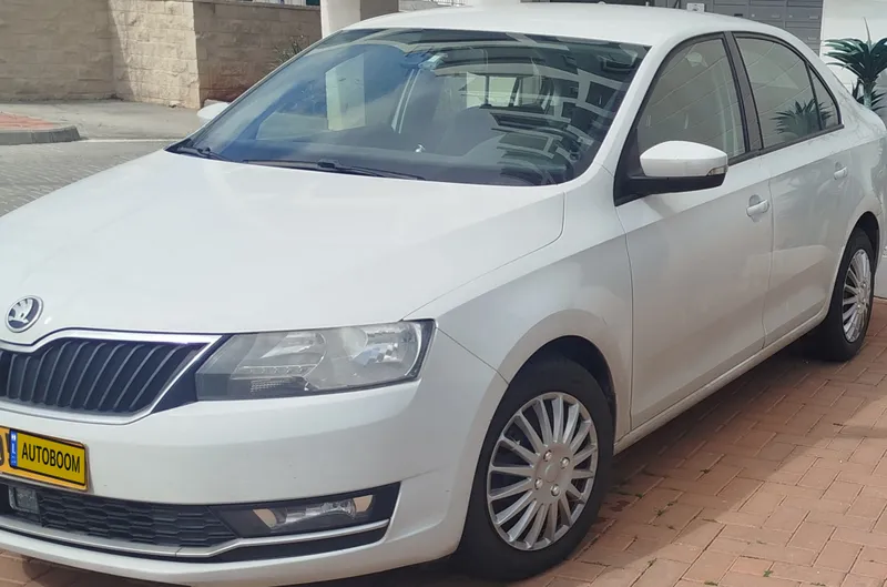 Skoda Rapid с пробегом, 2018, частная рука