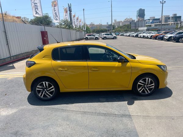 Peugeot 208 2nd hand, 2022, private hand
