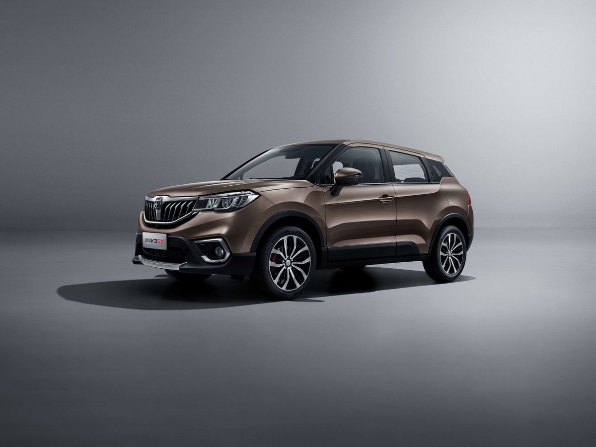 بريليانس V3 2017. الهيكل، المظهر الخارجي. SUV ٥ أبواب, 1 الجيل، تحديث