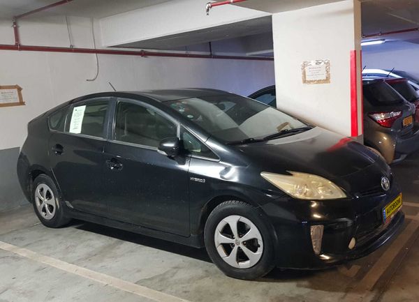 Toyota Prius 2ème main, 2013, main privée