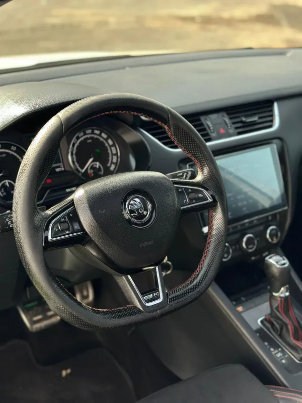 Škoda Octavia RS 2ème main, 2017, main privée