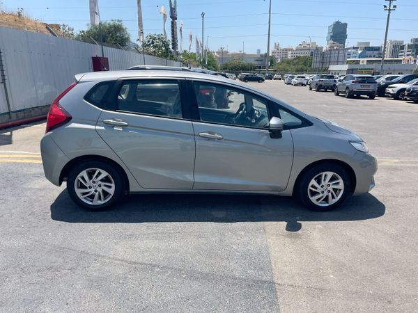 Honda Jazz 2nd hand, 2017, private hand