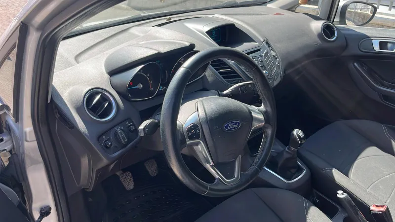 Ford Fiesta 2ème main, 2015, main privée