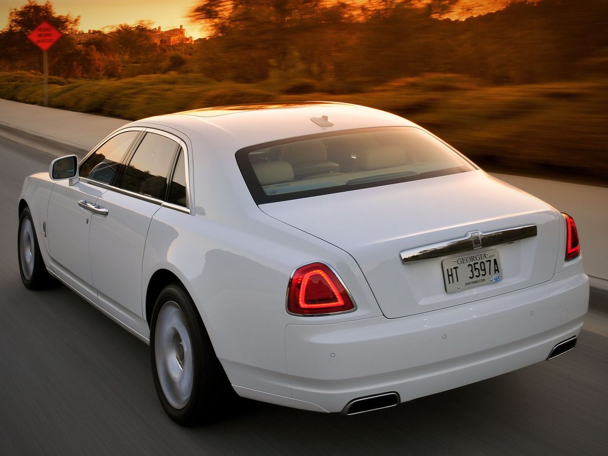 Rolls-Royce Ghost 2009. Carrosserie, extérieur. Berline, 1 génération