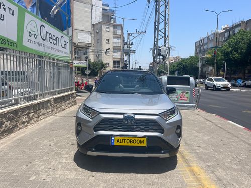 טויוטה ראב 4 יד 2 רכב, 2020